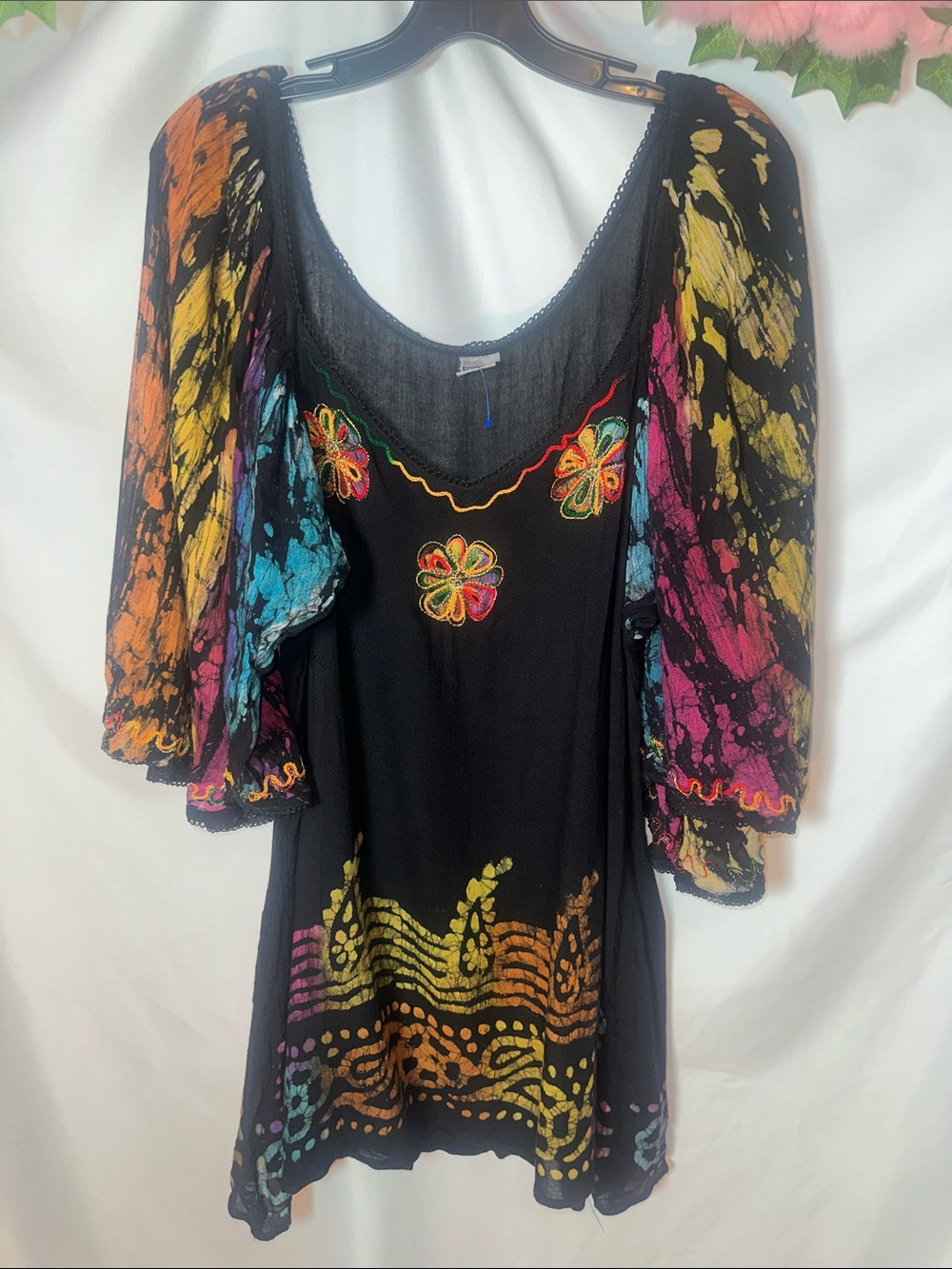 Shoreline Black Multicolor Embroidered Tie-Dye Tunic